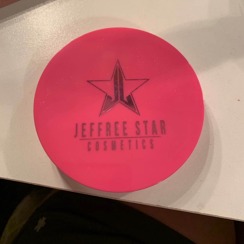 Jeffree Star Highlighter